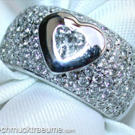 Stately Diamond Heart Solitaire Ring