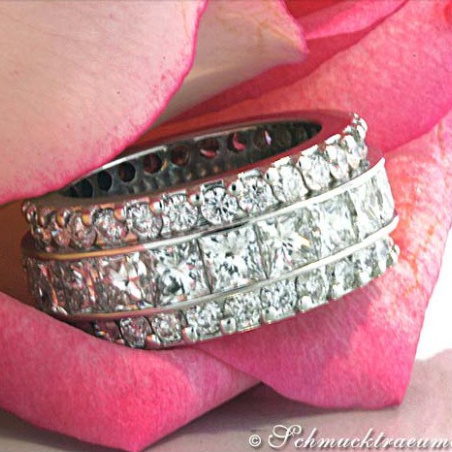Glorious Diamond Eternity Ring (8,79 ct.)