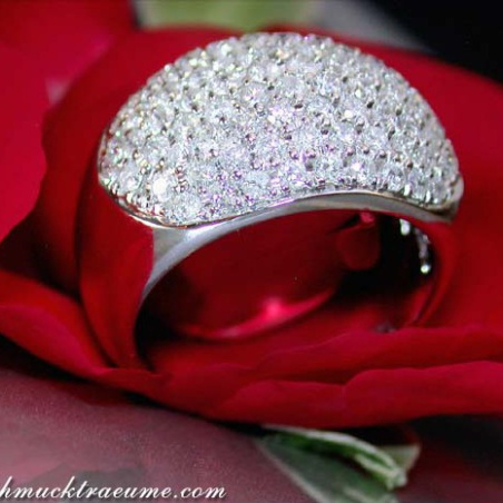Magnificent Diamond Pavé Ring
