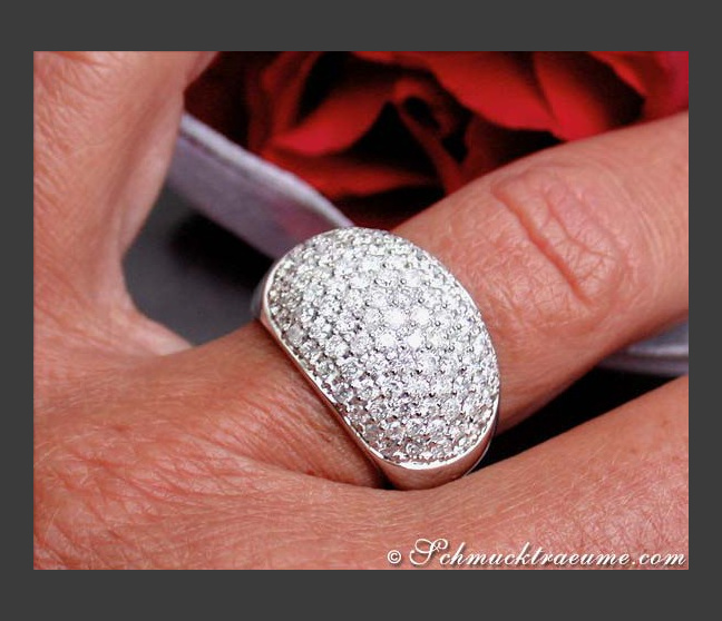 Magnificent Diamond Pavé Ring Magnificent Diamond Pavé Ring