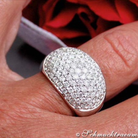 Magnificent Diamond Pavé Ring
