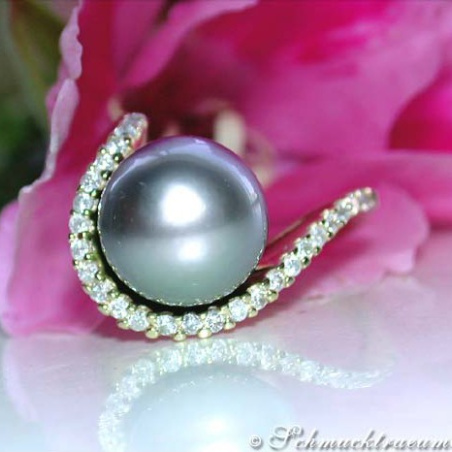 Edler Tahitiperle Ring mit Brillanten in Gelbgold