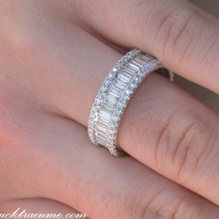 Top-class Diamond Eternity Ring (Brilliant & Baguette Cut)
