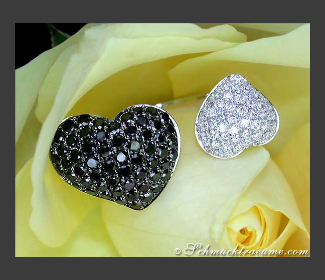 Feminine Black & White Diamond Heart Ring Feminine Black & White Diamond Heart Ring