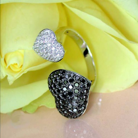Feminine Black & White Diamond Heart Ring