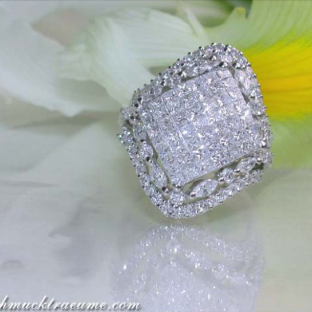 Brillanten Ring mit Marquise und Princess Diamanten