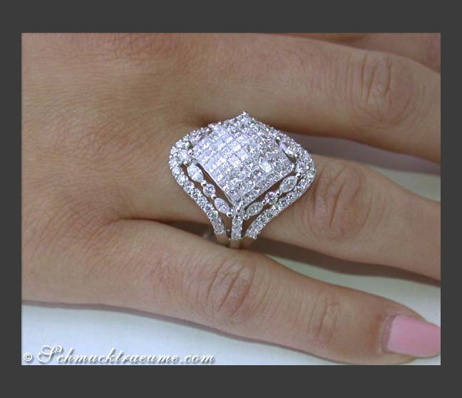 Noble Princess & Marquise Cut Diamond Ring Noble Princess & Marquise Cut Diamond Ring