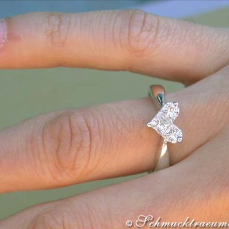 Delicate diamond heart ring