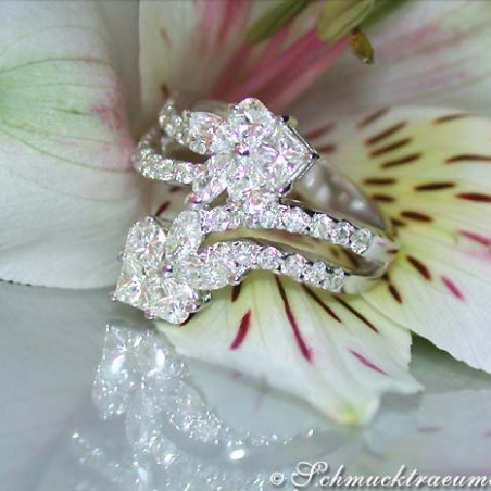 Elegant Diamond Heart Ring (1,88 ct.)