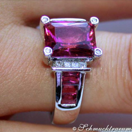 Glorious Pink Tourmaline Ring with Diamonds