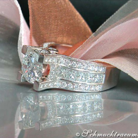 Noble Diamond Solitaire Ring (3,92 ct.)