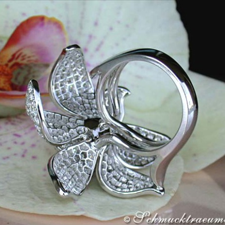 Huge Diamond Ring in a Fantastic Flower Design