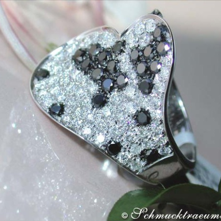 Ausgefallener schwarz weiß Diamanten Ring