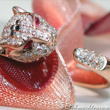 Attractive Panther Ring with Diamonds