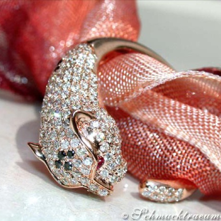 Attractive Panther Ring with Diamonds