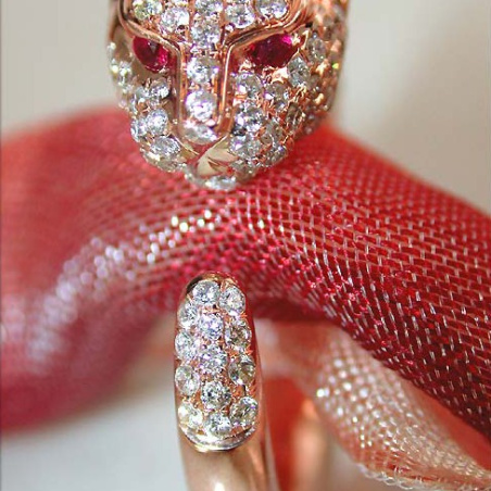 Attractive Panther Ring with Diamonds