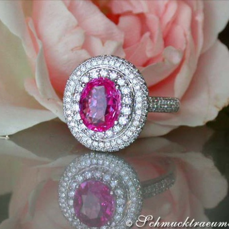 Noble Pink Sapphire Ring with Diamonds
