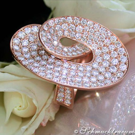 Extravagant Diamond Ring in Rose Gold 18k