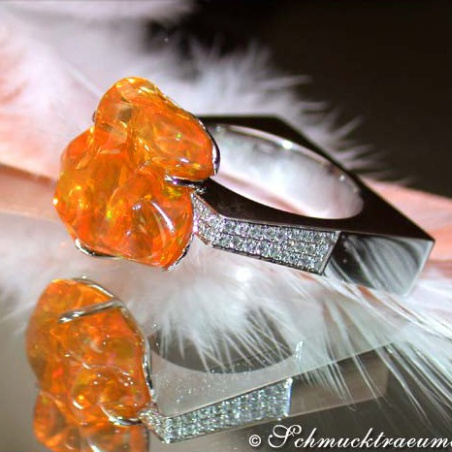 Extravagant Fire Opal Ring with Diamonds