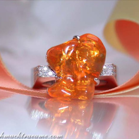 Extravagant Fire Opal Ring with Diamonds