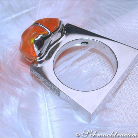 Extravagant Fire Opal Ring with Diamonds