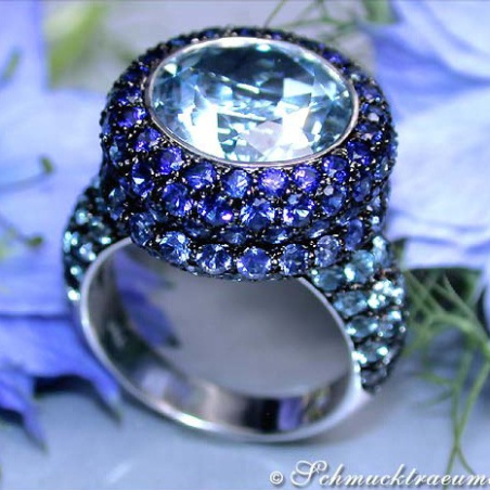 Spectacular Blue Topaz Ring with Sapphires