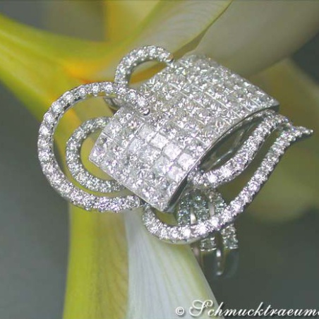 Glorious Princess Diamond Ring