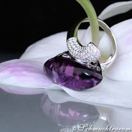 Stately Amethyst Diamond Ring