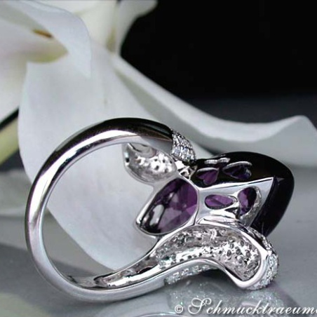 Stately Amethyst Diamond Ring