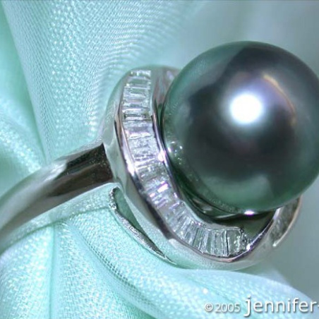 Tahitiperle Ring mit Trapez Diamanten in Weißgold 585