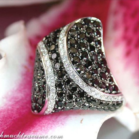 Solid Black & White Diamond Rhombic Style Ring