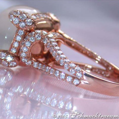 Magnificent Moonstone Ring with Diamonds