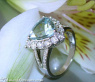 Glorious Aquamarine Ring with Diamonds