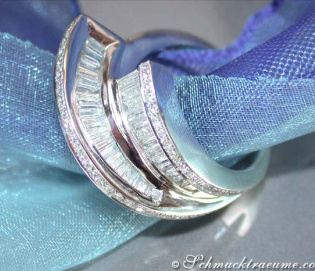 Terrific Diamond Ring in White gold 18k