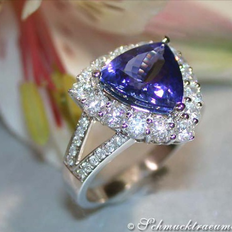 Premium Tanzanite Ring with Diamonds