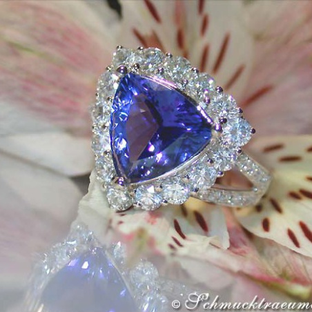 Premium Tanzanite Ring with Diamonds