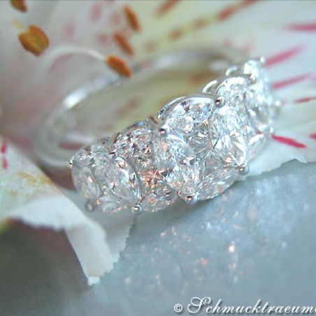 Exquisite Marquise and Princess Cut Diamond Ring
