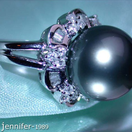 Edler Tahitiperle Ring mit Diamanten (Baguette & Brillant Schliff)
