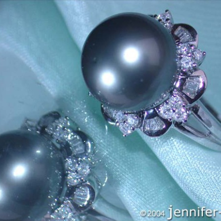 Edler Tahitiperle Ring mit Diamanten (Baguette & Brillant Schliff)