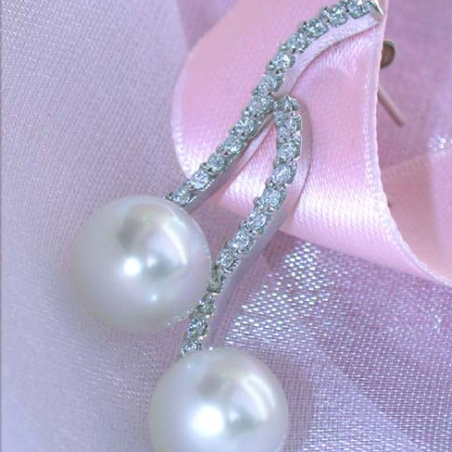 Curved Southsea Pearl Earrings with Diamonds