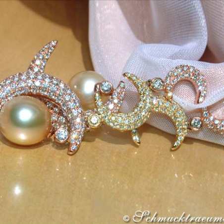 Stunning Dangling Earrings with Golden Southsea Pearls and Diamonds