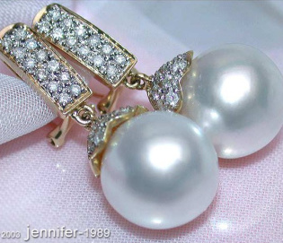 Elegant Southsea Pearl Earrings with Diamonds in Yellow gold 18k
