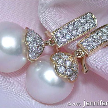 Elegant Southsea Pearl Earrings with Diamonds in Yellow gold 18k