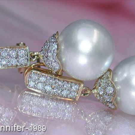 Elegant Southsea Pearl Earrings with Diamonds in Yellow gold 18k