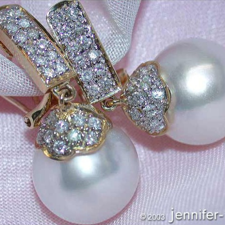 Elegant Southsea Pearl Earrings with Diamonds in Yellow gold 18k