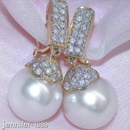 Elegant Southsea Pearl Earrings with Diamonds in Yellow gold 18k