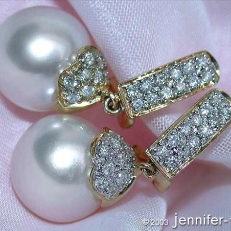 Elegant Southsea Pearl Earrings with Diamonds in Yellow gold 18k