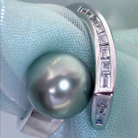 Tahitiperle Ring mit Diamanten