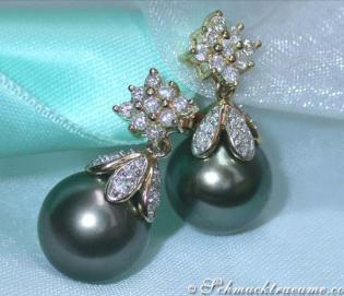 Pretty Tahitian Pearl Earrings with Diamond Squares