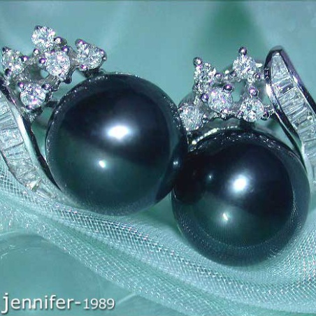 Tahitiperlen Ohrstecker mit Diamanten